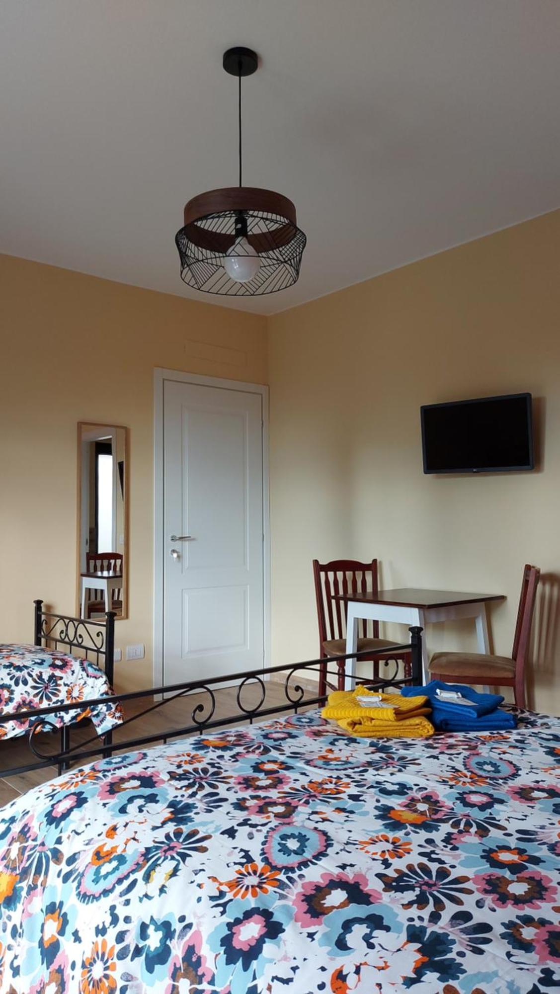 Al Vecchio Lavatoio Hotel Colle Brianza ภายนอก รูปภาพ